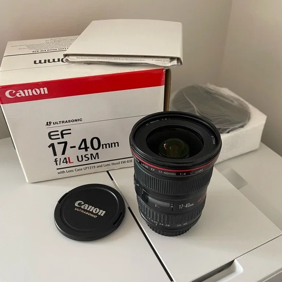 Canon EF 17-40mm f/4L USM Lens