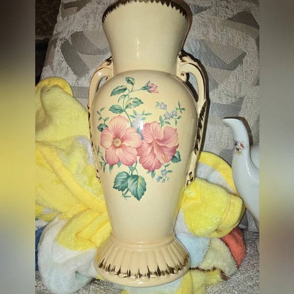 RARE VINTAGE SPAULDING FINE CHINA VASE