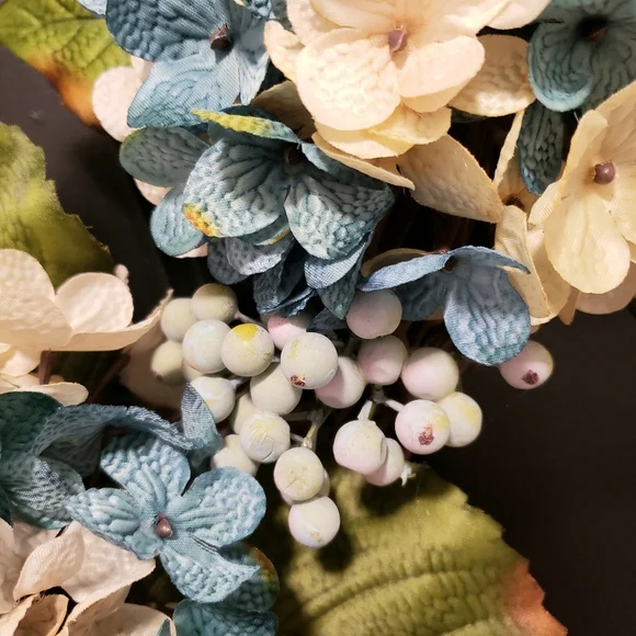Blue Blended Hydrangea and Berries Grapevine Door Wreath Handmade