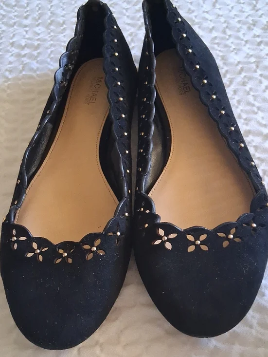 MICHAEL Michael Kors Thalia Black Suede Scalloped Ballet Flats Size 8 M