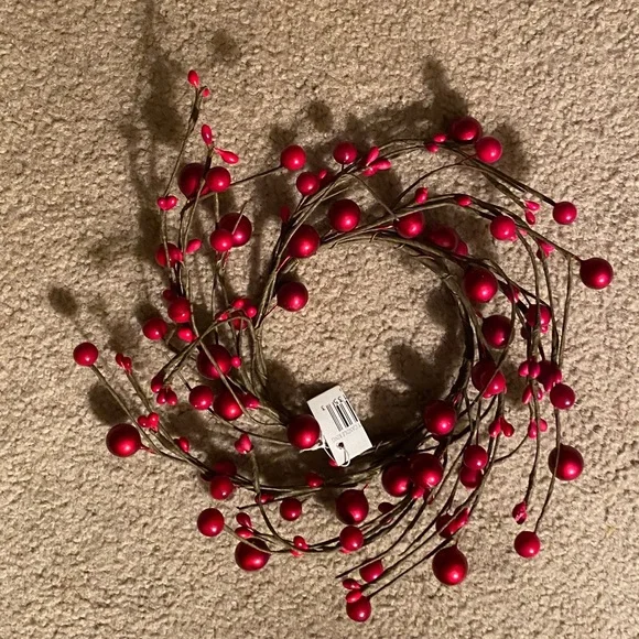 Red Berries Wreath