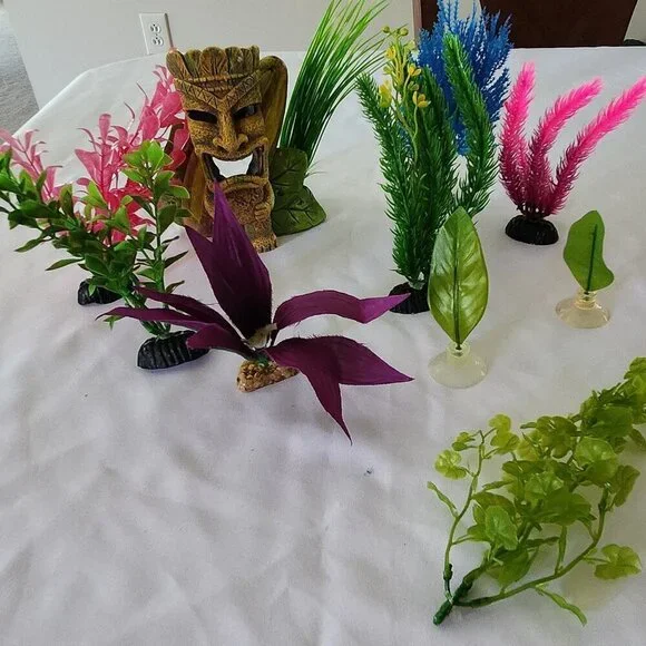 11-Piece Aquarium Decorations