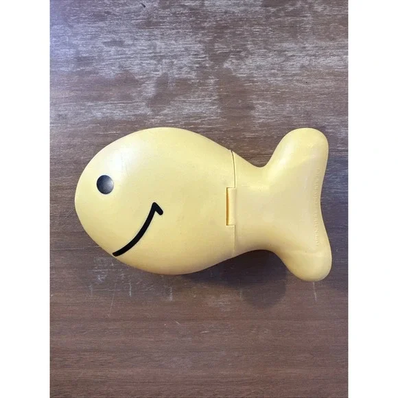 Vintage Goldfish Cracker Holder 5 1/2