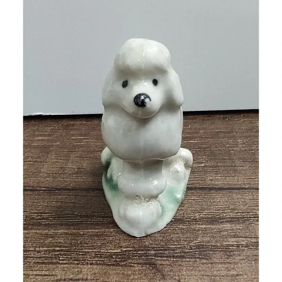 Wade Whimsies Canadian Animals Series Poodle A15