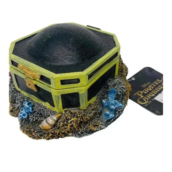 Penn-Plax Aquarium Tank Ornament Pirates of the Carribean Compass Disney
