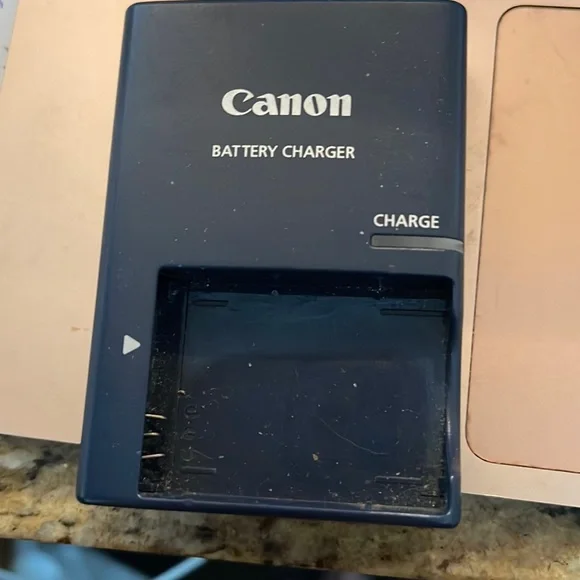 Canon Battery Charger CB-2LX