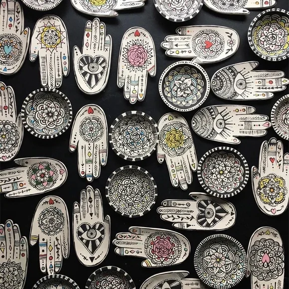 Alisa Burke Hand Dish