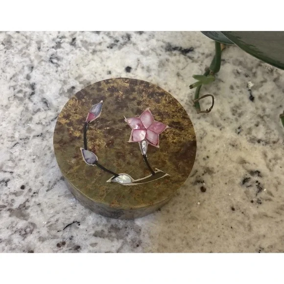 SoapStone Trinket Box‎ Pink Shell Mother of Pearl Abalone Inlay Jewelry gift