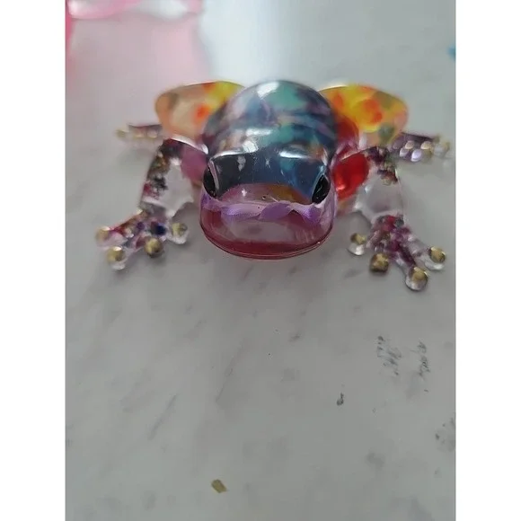 Resin Frog With Dragonfly Figure Handmade Decoration Gift Paperweight 723
