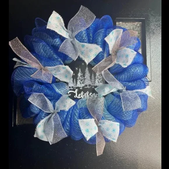 Handmade Holiday or Christmas Themed Wreath! Let it snow!