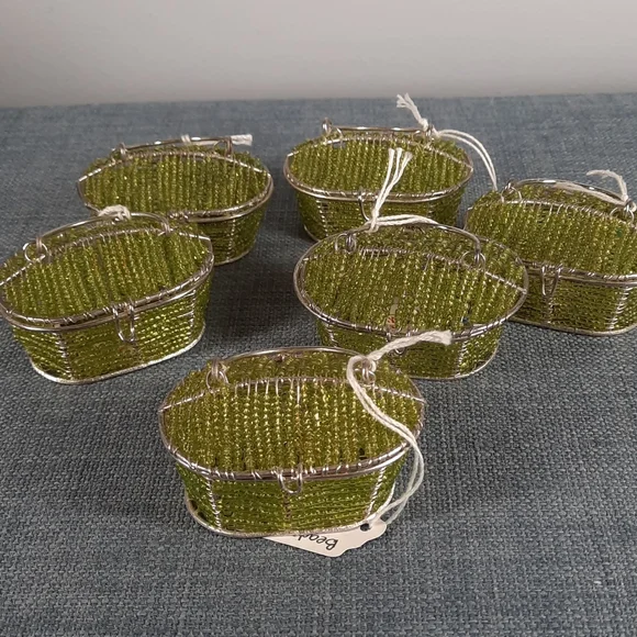 Handmade Beaded Box Ring Jewelry Tooth Fairy Gift Lime Green Hinged 6 piece set