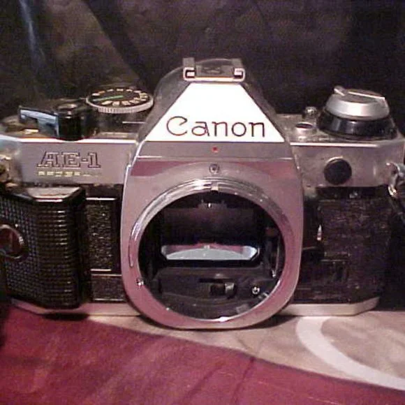 Vintage CANON AE-1 35mm Film Camera (Body Only)