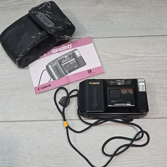 Canon Spirit AF35J Auto Focus 45cm Lens 35mm 1:3.5 camera photo