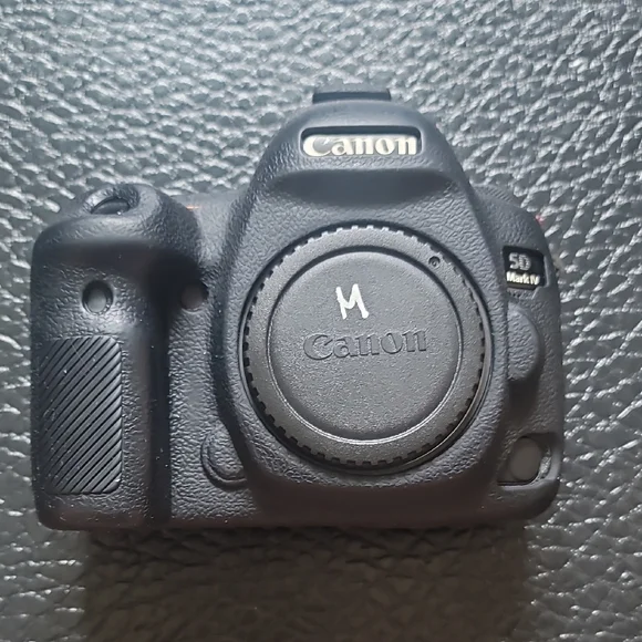 Canon 5D Mark IV Black DSLR Digital Camera