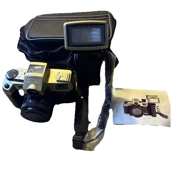 Canon Red Eye Camera Speedlite Flash Bag Clean