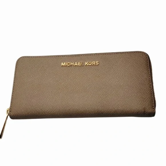 Michael Kors Jet Set Travel Continental Wallet Brown Saffiano Zip