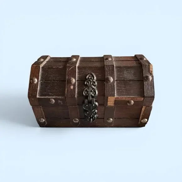 Wooden Pirate Style Jewelry Box Velvet Lined Removable Tray Decorative Lock