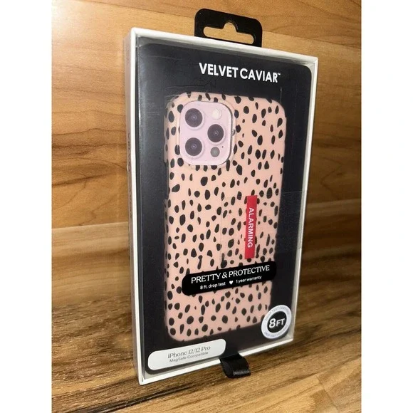 Velvet Caviar iPhone 12/12 Pro Phone‎ Case, NEW