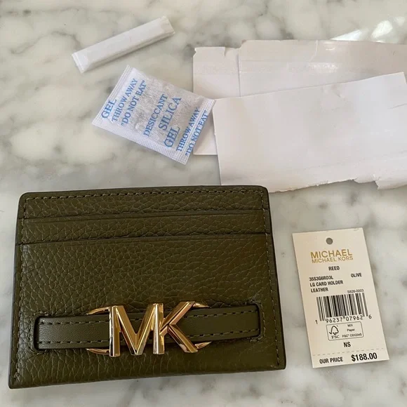 Michael Kors Olive Card Holder