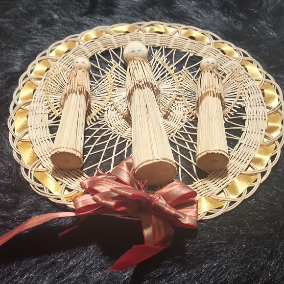Handcrafted Straw Wall Hanging with Ribbon,Angels.