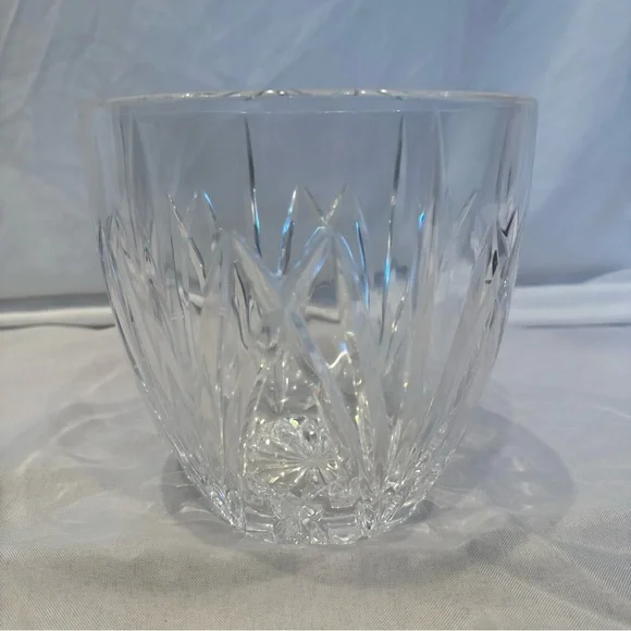 Elegant Waterford Crystal Cut Glass Flower Vase Brookside Pattern, 6.5” Tall