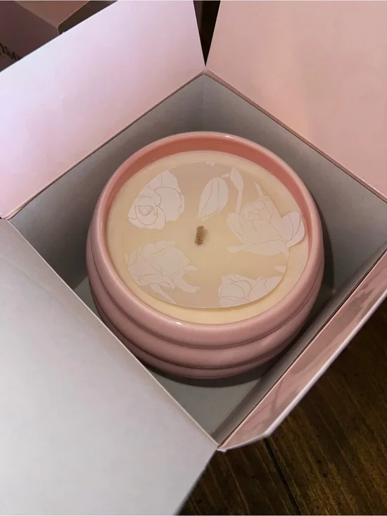 Gisou Mirsalehi Honey Scented Candle Floral Edition Wild Rose New In Box 🌹