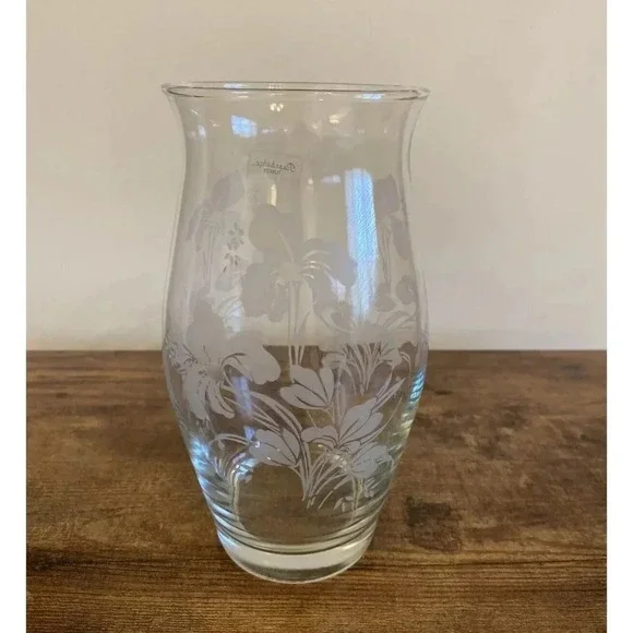 Pasabahce Made In Turkey Art Glass Clear Etched White Floral Vase 8”H 3.75”D