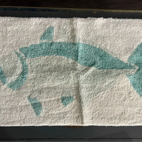 Source Unknown Blue and White Fish Decor