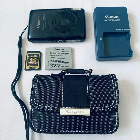 Canon Powershot ELPH SD1400 IS 141MP Digital Camera Block Near Tested Working