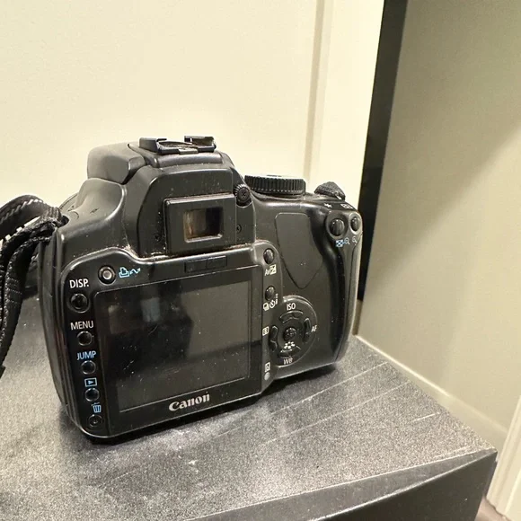 Canon EOS 400D Digital SLR Camera Clear Photos! Capture stunning photos