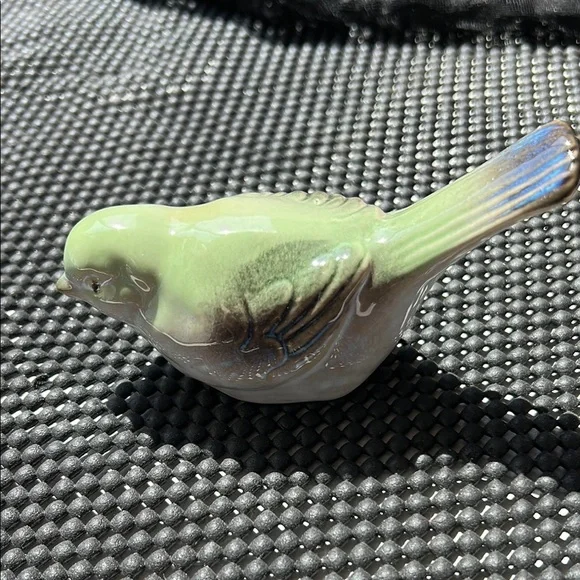 Ceramic Bird Ornament for Fish Tanks - Green and Blue