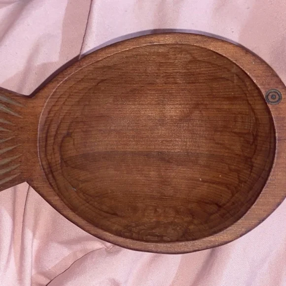 Wooden Fish-Shaped Pet Bowl