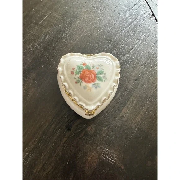 Vintage Heart Porcelain Trinket Box Floral Rose Gold Trim Hinged Jewelry CaseEUC