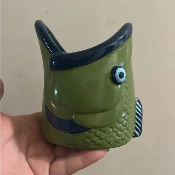 Green Ceramic Fish Decor Trinket-Pencil-Soap Dish Holder Vessel Container