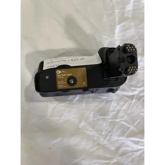 Green Extreme Battery Grip GXBGE20 for Canon EOS 5D Mark IV BG-E20