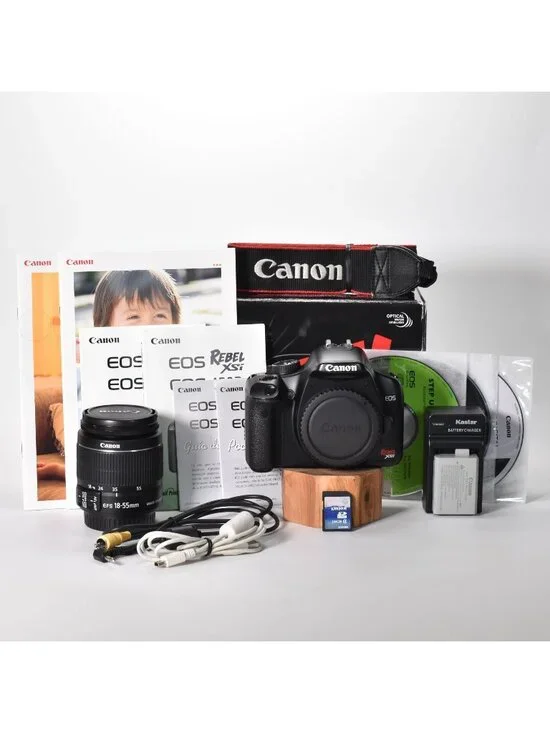 Canon EOS Rebel XSi Digital Camera 12.2MP 18-55mm Lens 15,287 Clicks 16GB SD