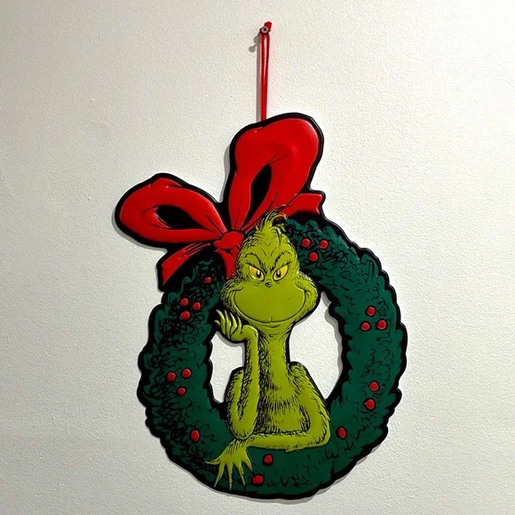 NWT- 17-1/4 x13- The Grinch- Metal Holiday Wreath Decoration w/ Large Red Bow