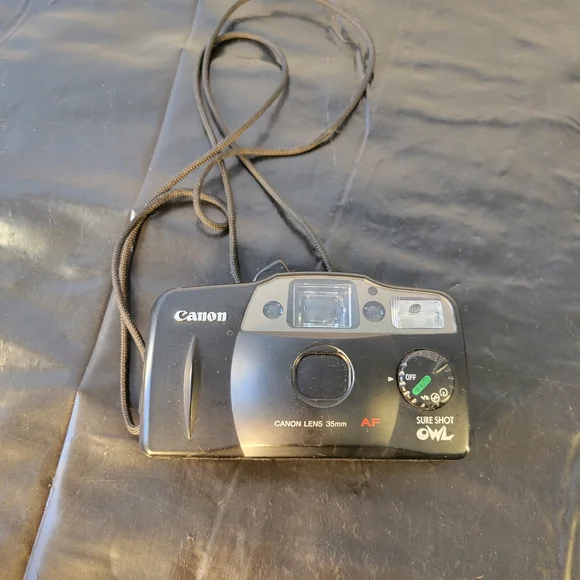 Vintage Canon Sure Shot Owl 35mm Point & Shoot Auto Focus Film Camera