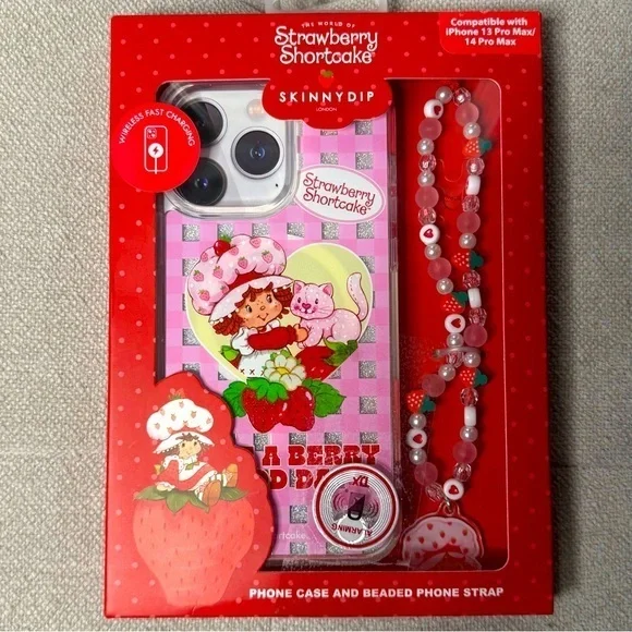 NWT Strawberry Shortcake phone case and beaded phone strap