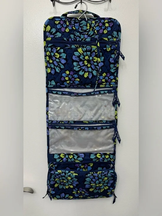 Vera Bradley Hanging Organizer | Travel Toiletry Storage Bag