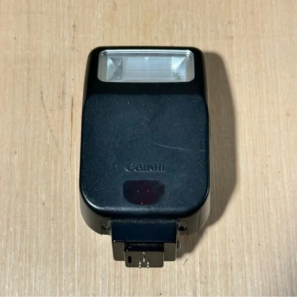 Canon Speedlite 200E Shoe Mount Flash Powers On UNTESTED Read Info Below!