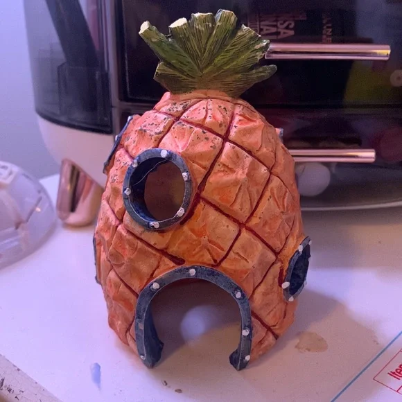 SpongeBob aquarium decor