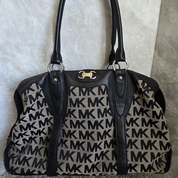 Michael Kors Black and Tan Shoulder Bag with Classic Design