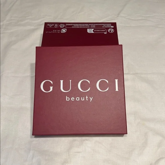 Gucci Beauty Crimson Box