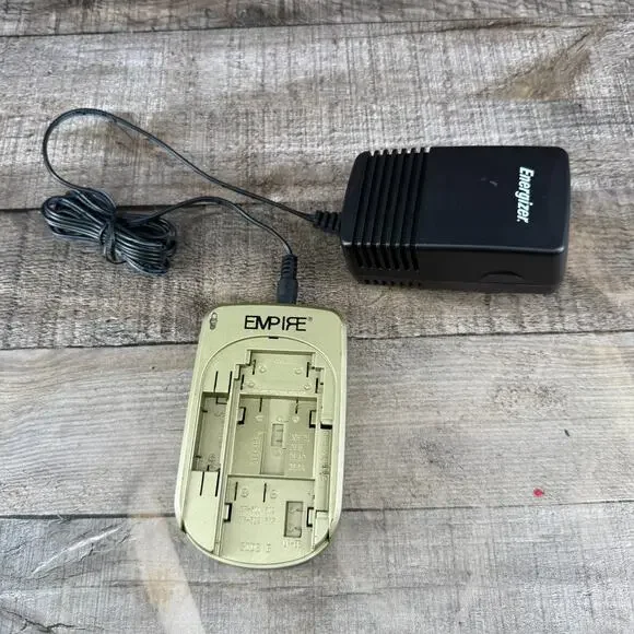 Empire Canon Replacement Digital Camera Battery Charger As Is