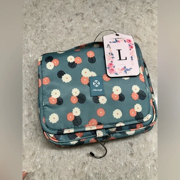 Narwey Toiletry Make-up Bag Hanging Organizer Zippered Compartments Flowers