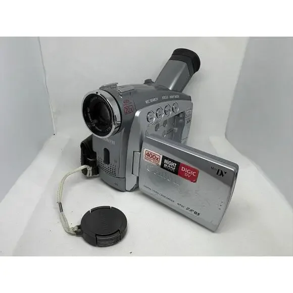 Canon ZR85 MiniDV Camcorder Parts Or Repair Won’t Eject Black Screen Read C101