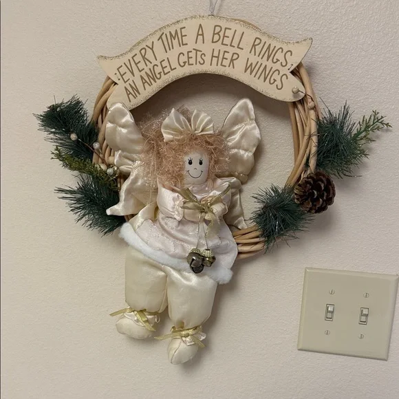 Holiday Angel Wreath with Cream Accents