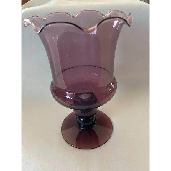 VINTAGE MORGANTOWN AMETHYST PURPLE PEDESTAL GLASS VASE CANDLE RUFFLED RIM 8