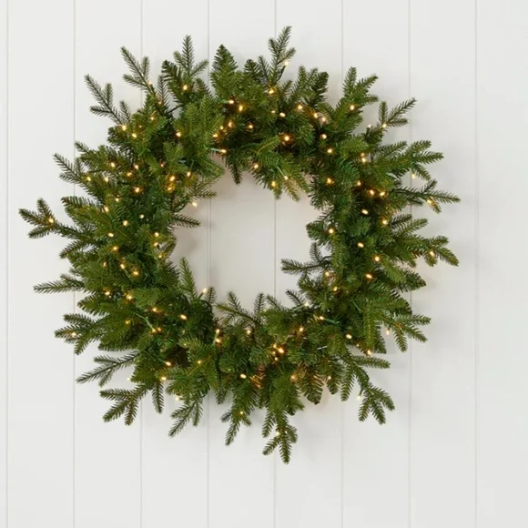 Seasonal LLC Dandan Pine Wreath